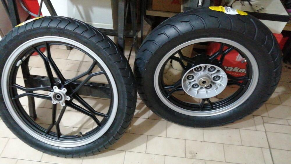 Suzuki GS 1100 G (8)