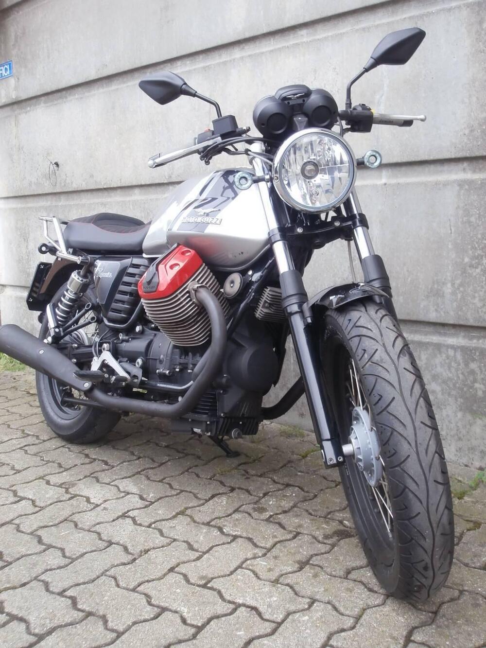 Moto Guzzi V7 Special (2012 - 14)
