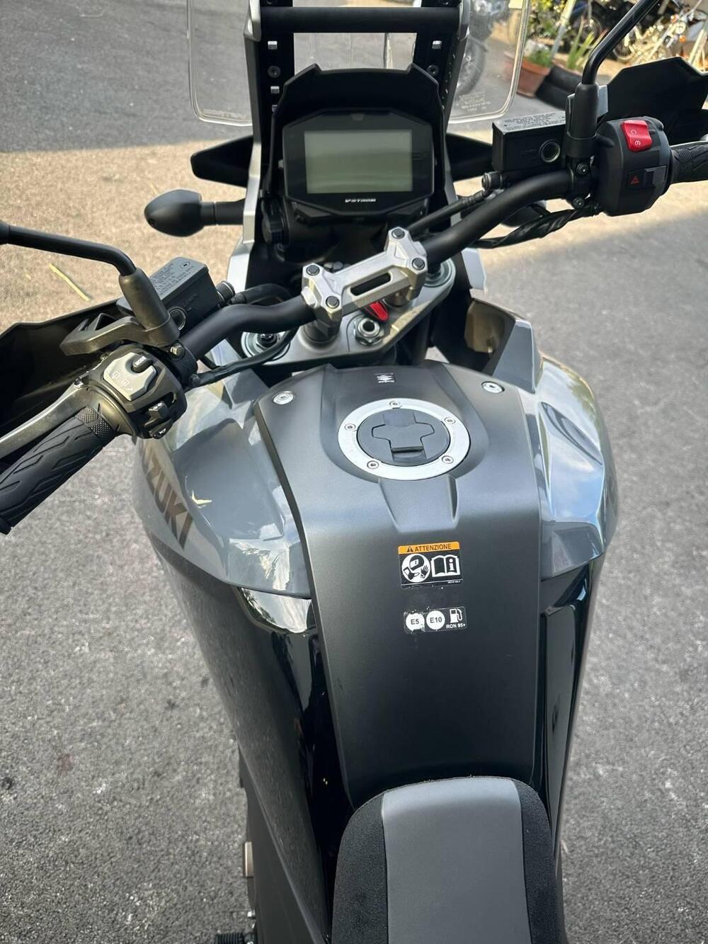 Suzuki V-Strom 1050 (2020 - 21) (3)