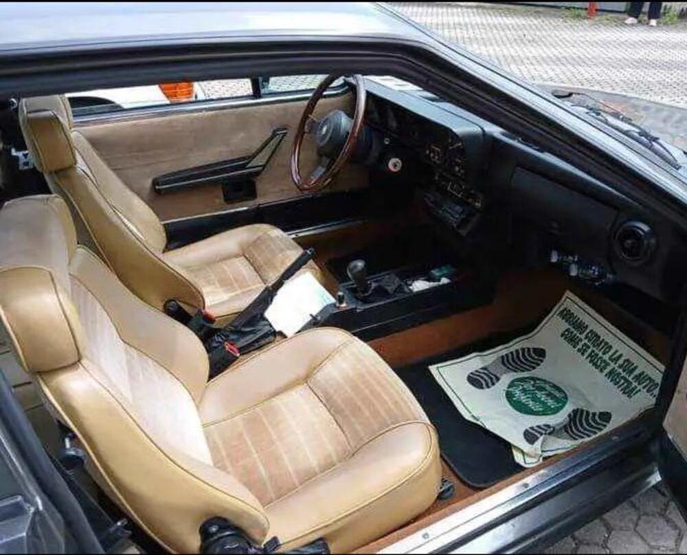 Alfa Romeo ALFETTA GTV  2.0 130 CV ASI  d'epoca a Cremona (11)