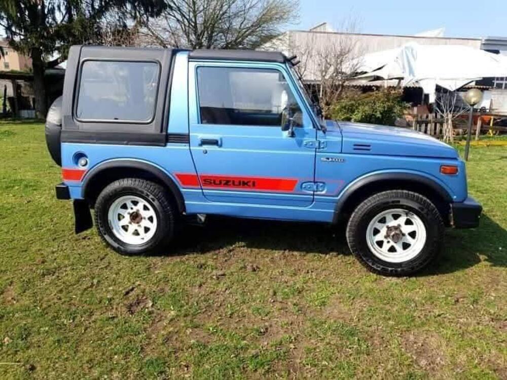 Suzuki Santana sj 410 cabrio d'epoca a Cremona (4)