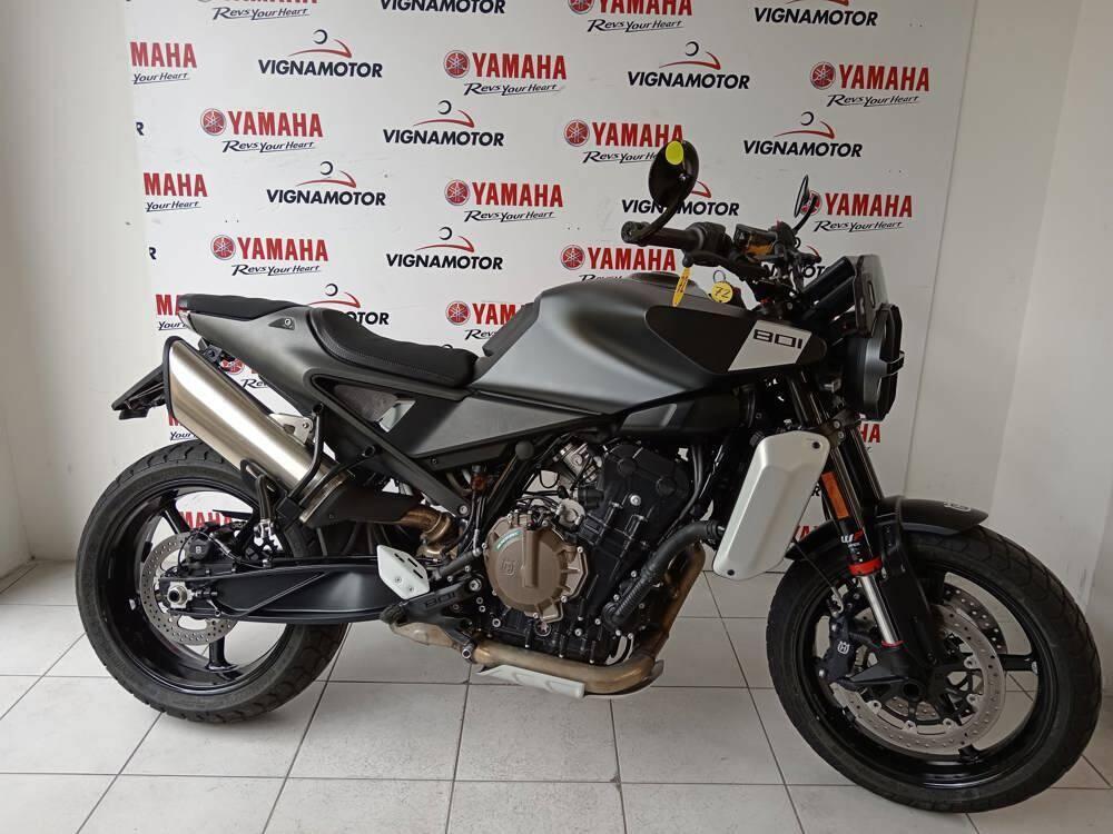 Husqvarna Svartpilen 801 (2024 - 25) (2)