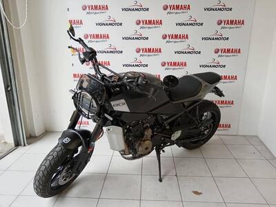 Husqvarna Svartpilen 801 (2024 - 25) usata