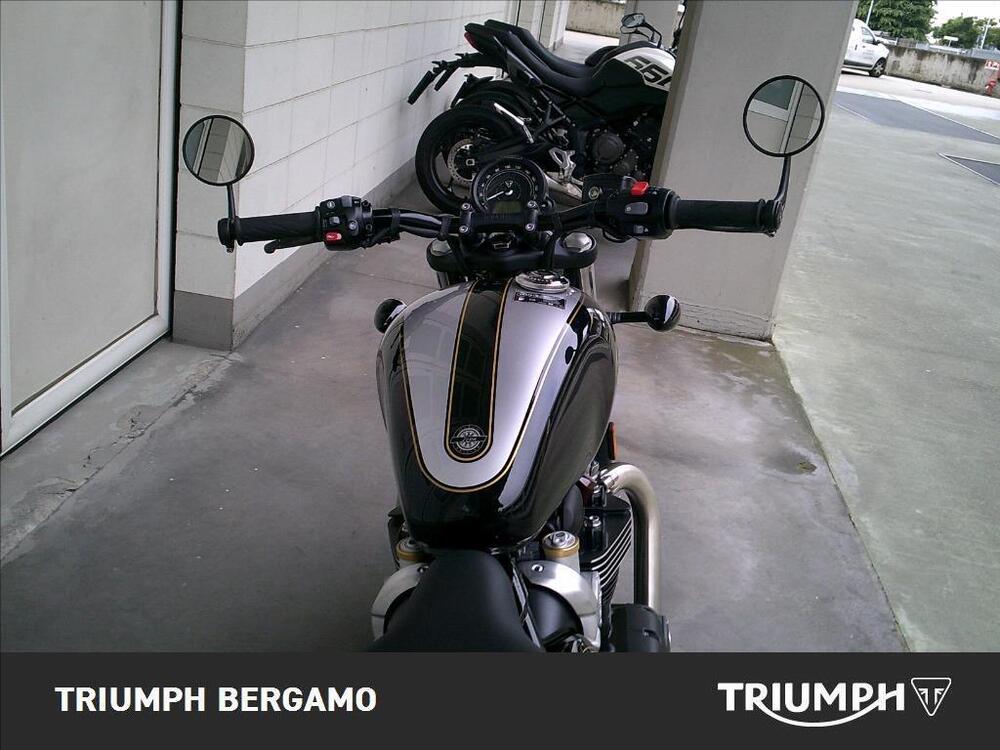 Triumph Bonneville Bobber 1200 Icon Edition (2025) (7)