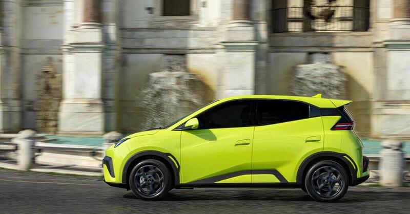 BYD Dolphin Surf: meno di 17K per una full electric. Panda, Spring, R5 e Hyundai Inster hanno un problema