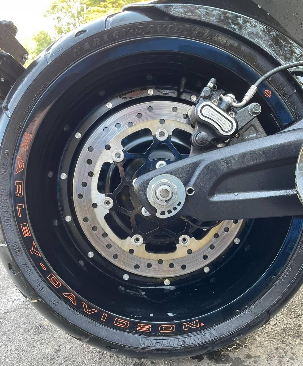 Harley-Davidson 114 FXDR (2019 - 20) (2)