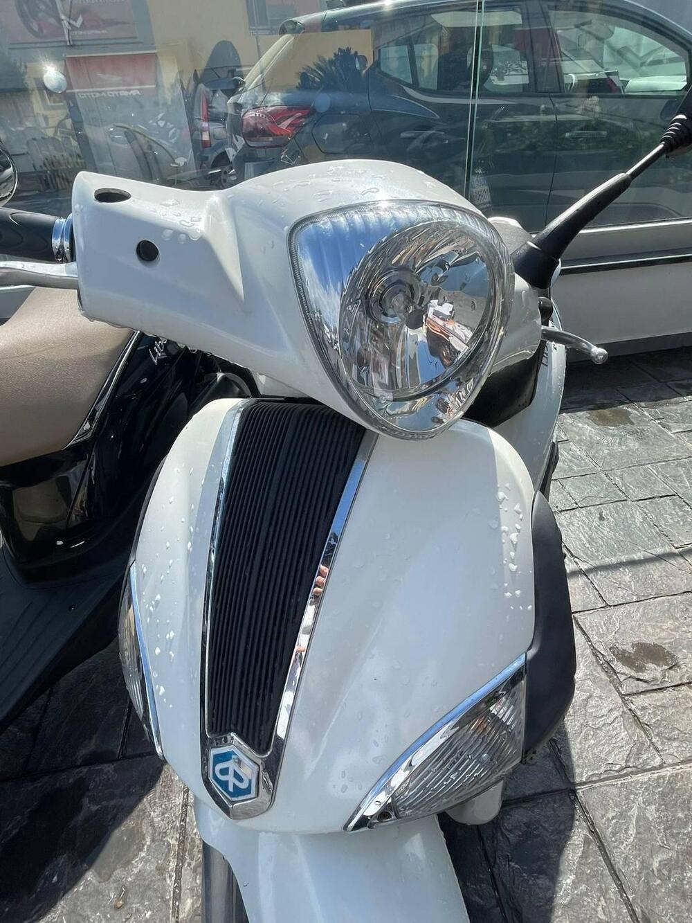 Piaggio Liberty 150 3V Full Optional (2013 - 15) (5)