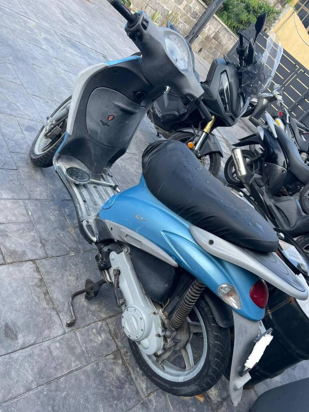 Piaggio Liberty 50 2T (2004 - 15) (3)