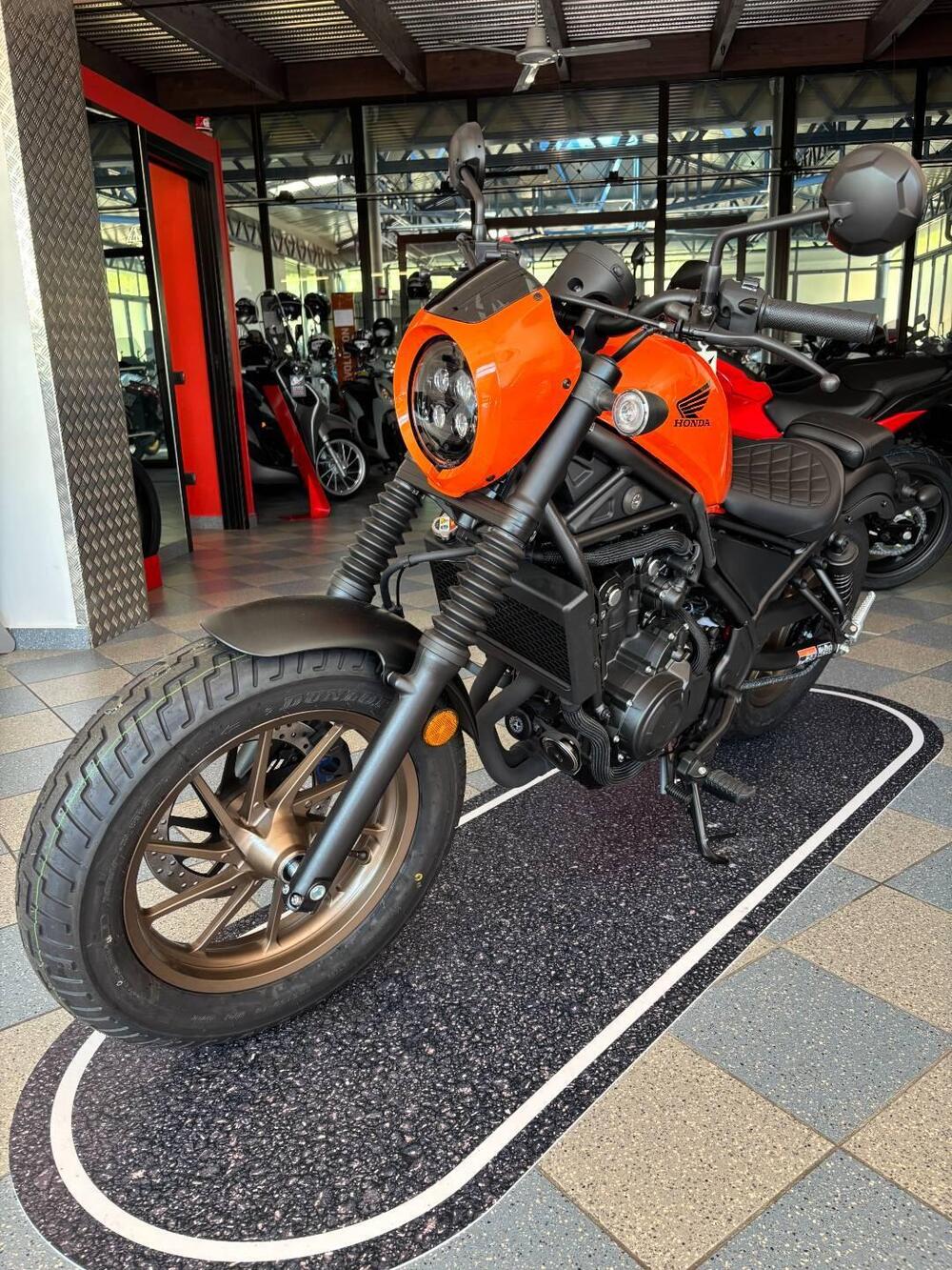 Honda CMX 500 Rebel + Special Edition (2025 - 26) (3)