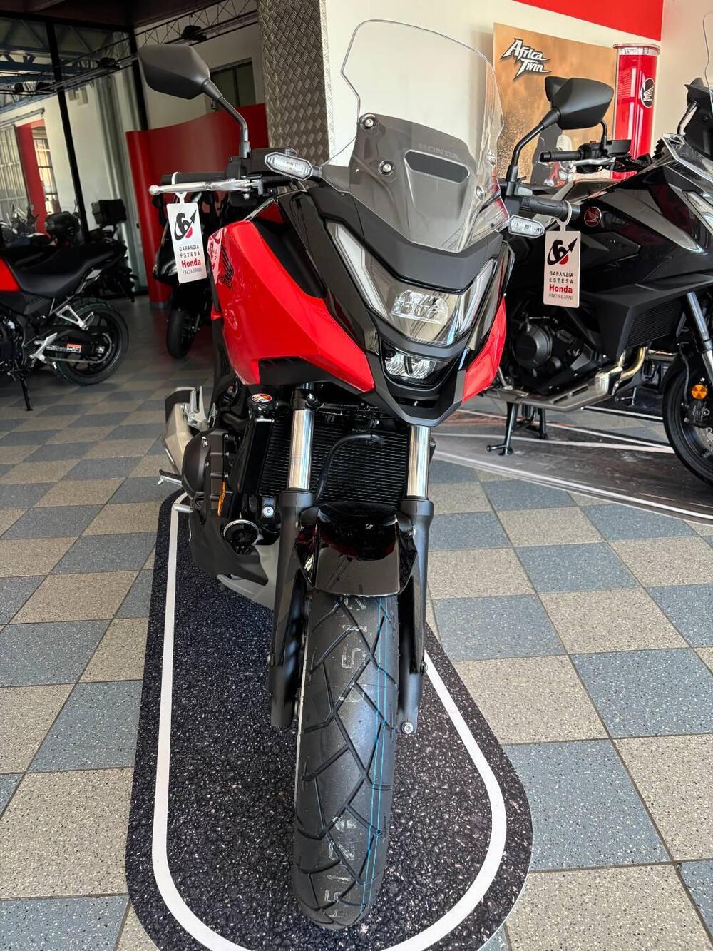 Honda NC 750 X DCT (2025) (2)