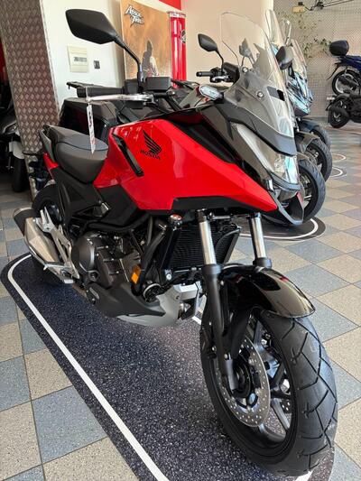 Honda NC 750 X DCT (2025) nuova