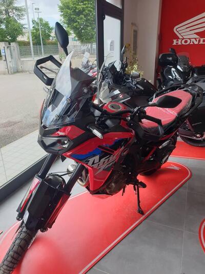 Honda Africa Twin CRF 1100L ES DCT (2024 - 25) nuova