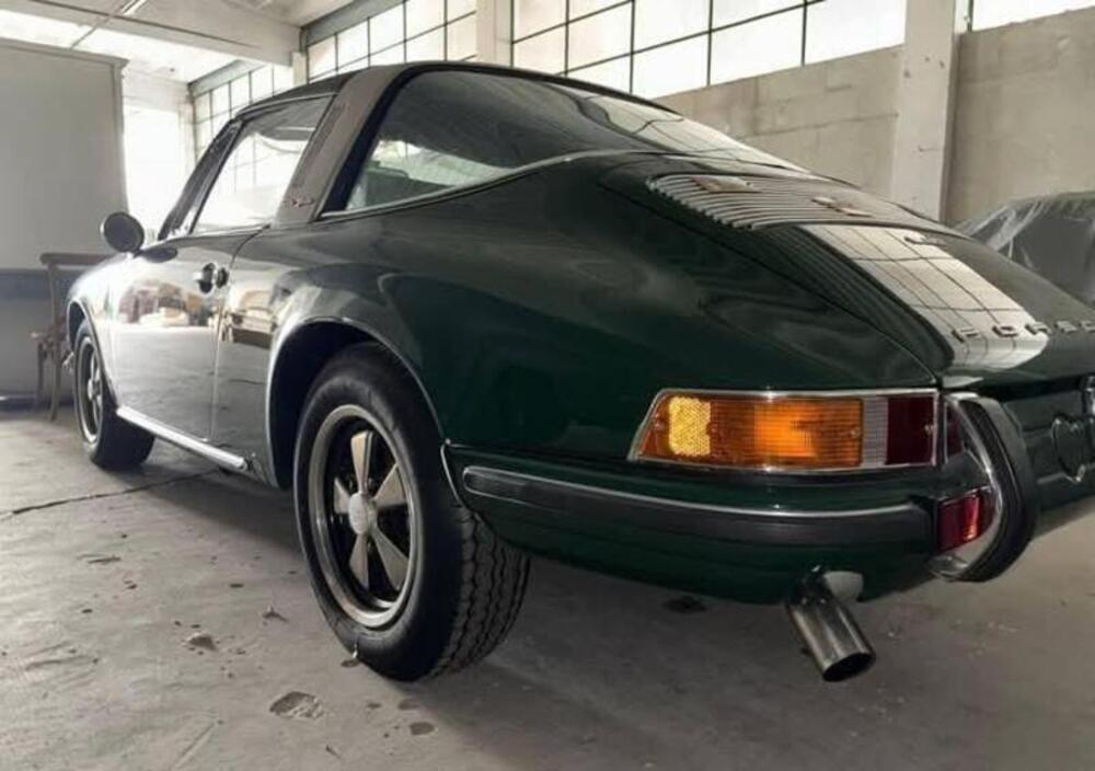 Porsche 911 T 2.2 TARGA  d'epoca a Cremona (7)