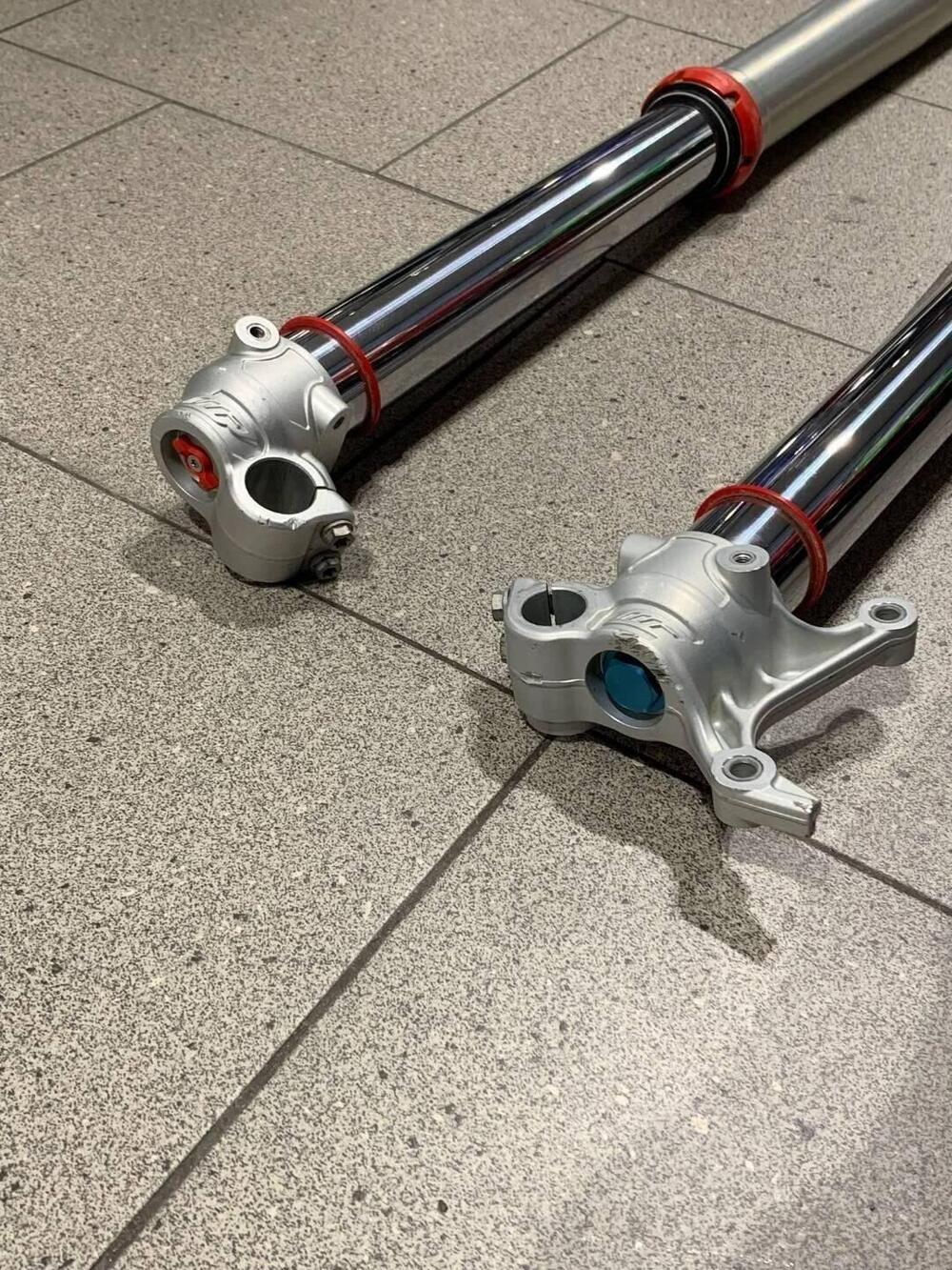 Forcella MX Husqvarna ad aria Wp Suspension (3)