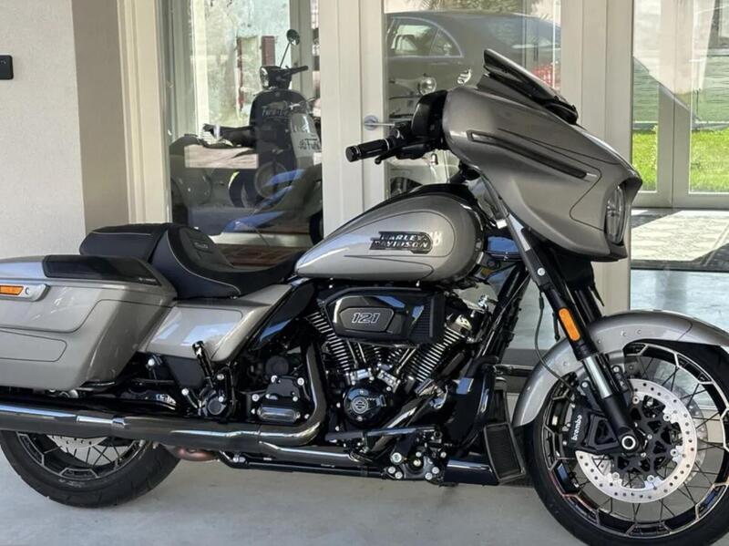 Harley-Davidson CVO Street Glide: l&#039;usato del giorno di Moto.it [GALLERY]