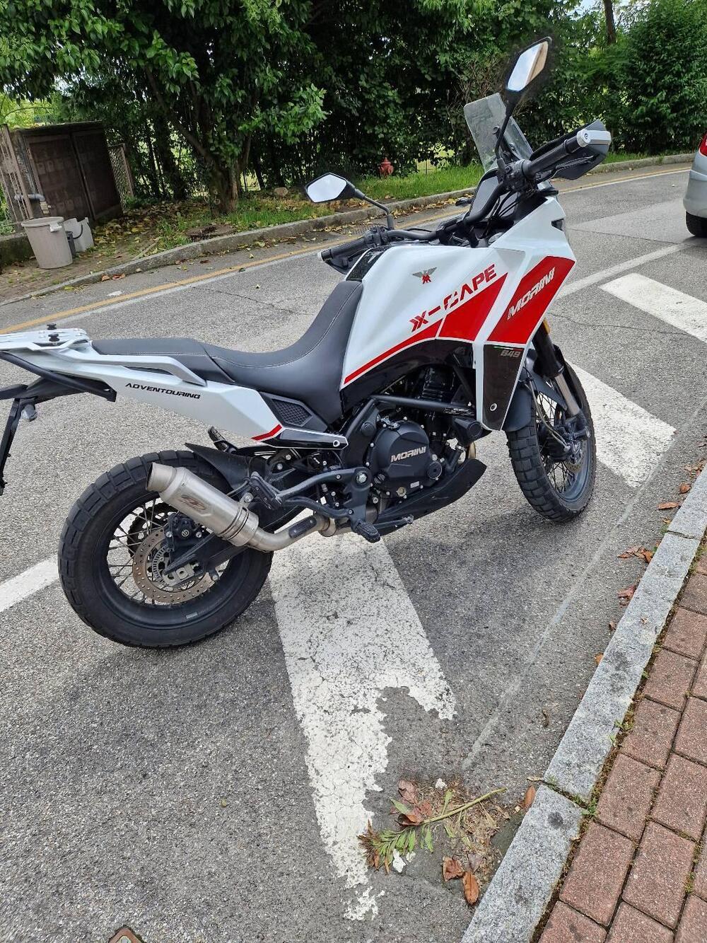 Moto Morini X-Cape 650 (2021 - 25) (2)