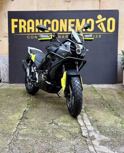 QJ Motor SVT 650 X (2025) nuova