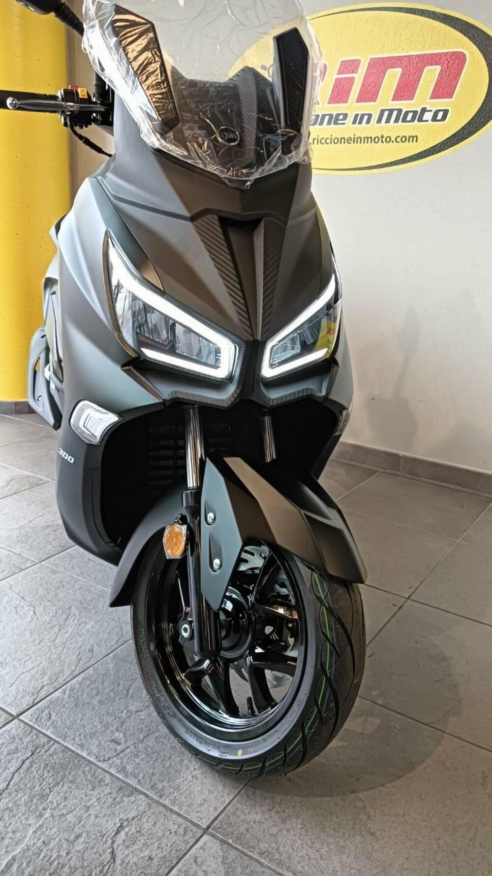 Sym Joymax 300 Z (2025 - 26) (3)