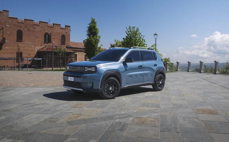 Fiat Grande Panda: l&#039;ibrida che mette d&#039;accordo tutti | Prova [VIDEO]