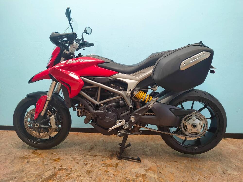 Ducati Hyperstrada 821 (2013 - 15) (4)