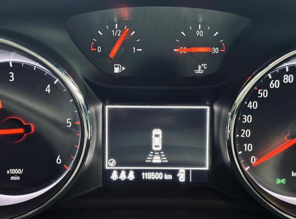 Opel Astra usata a Varese (6)