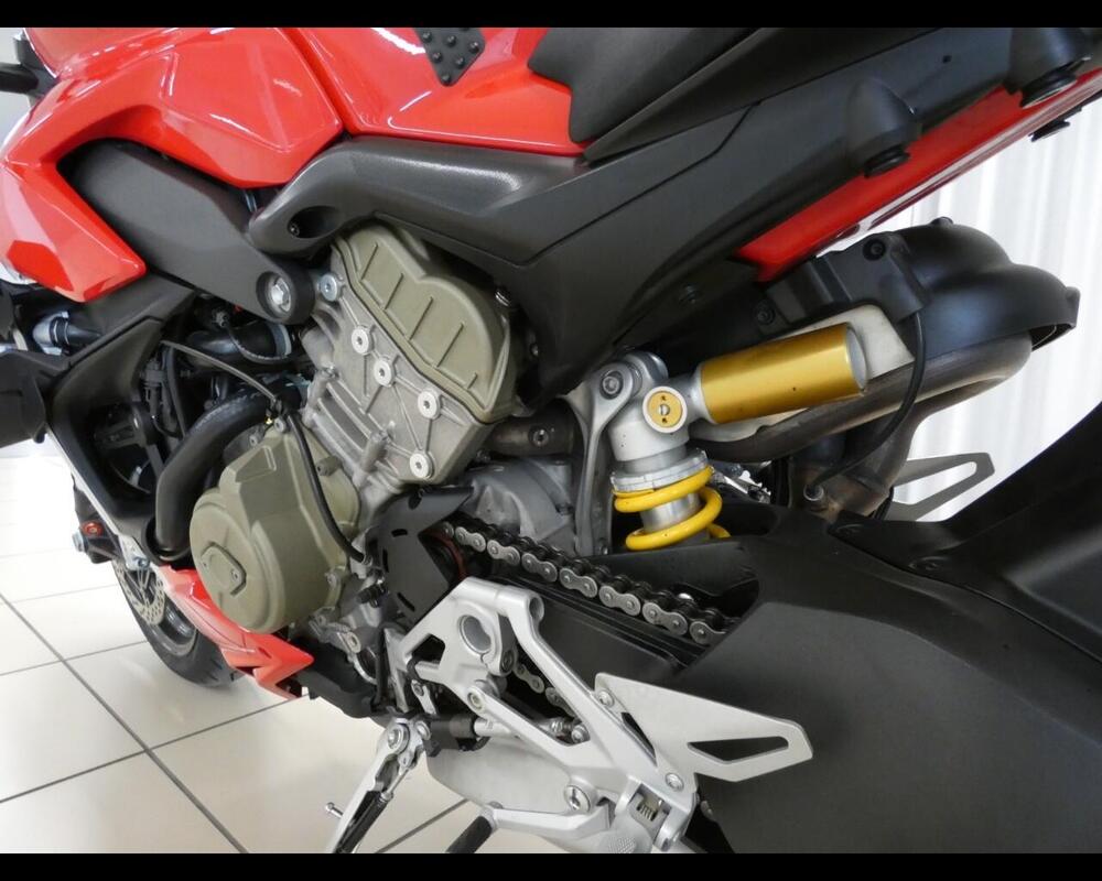 Ducati Streetfighter V4 1100 (2020) (9)