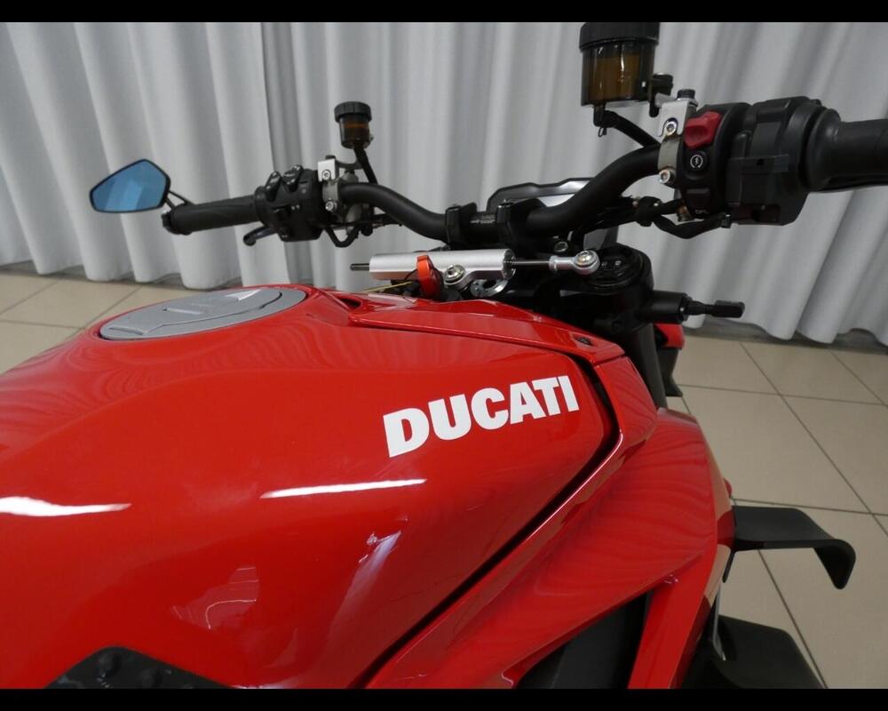 Ducati Streetfighter V4 1100 (2020) (7)