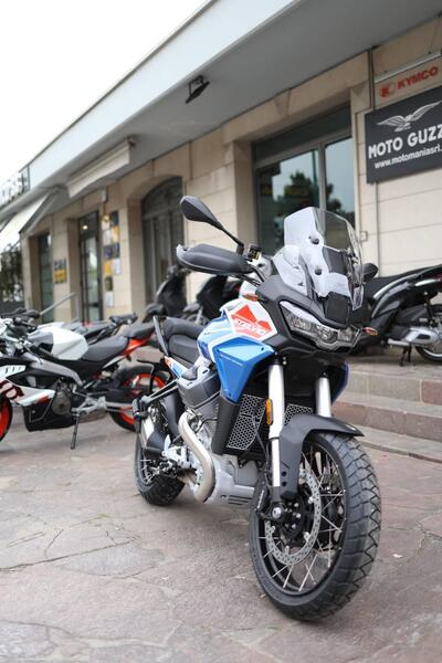 Moto Guzzi Stelvio Duecento Tributo (2025) nuova