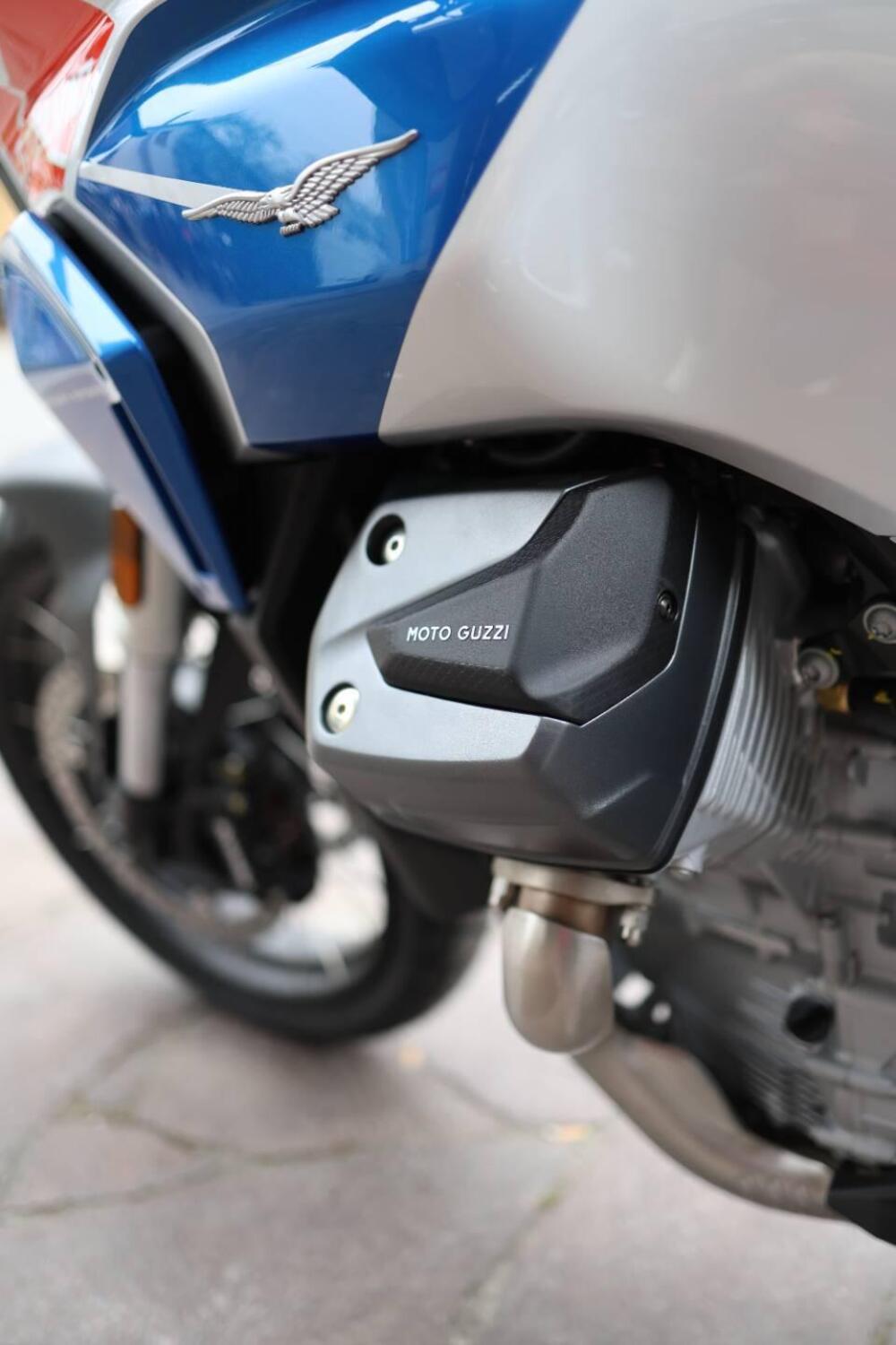 Moto Guzzi Stelvio Duecento Tributo (2025) (14)