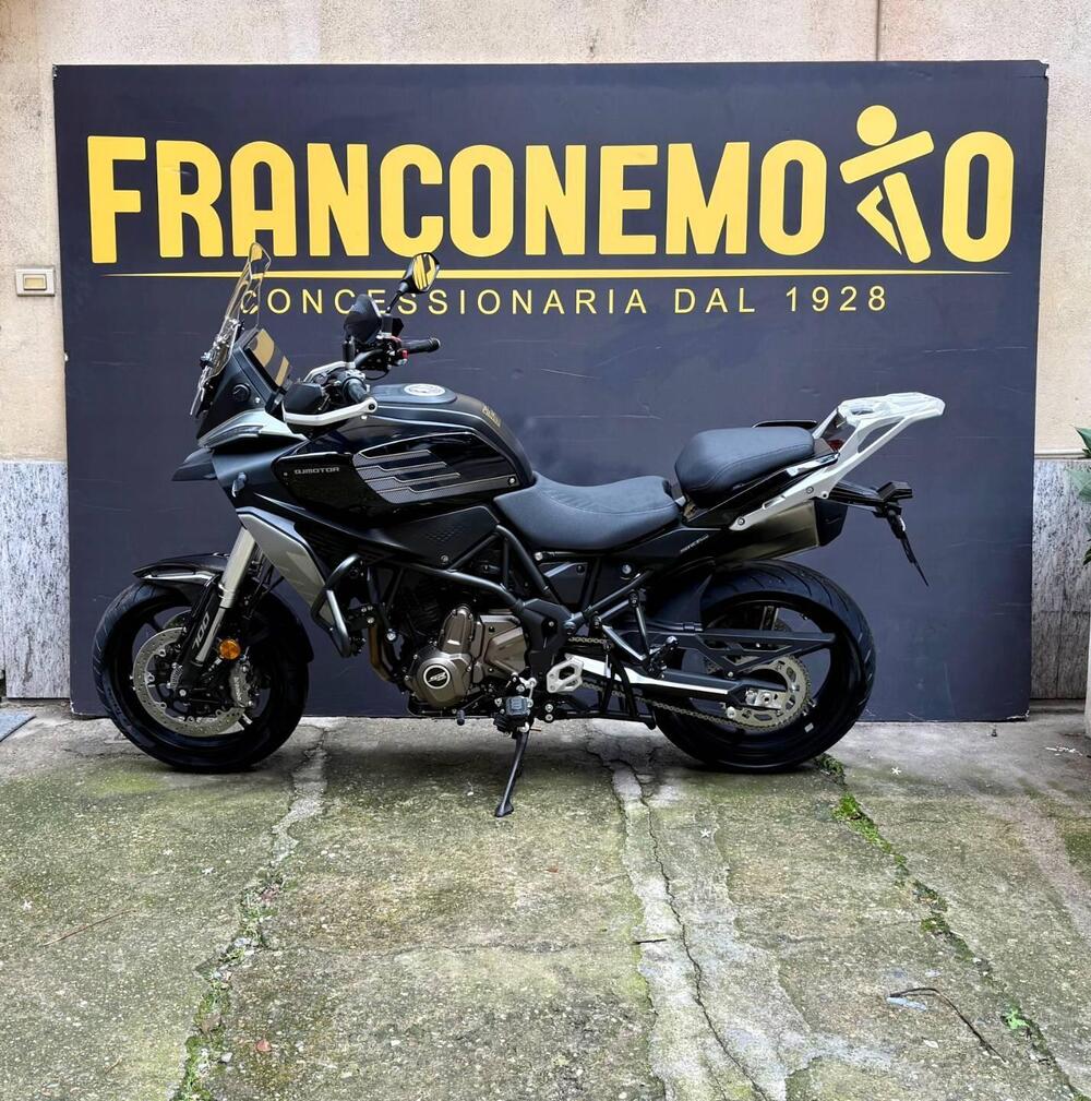 QJ Motor SRT 700 S (2025) (4)