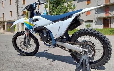 Husqvarna TC 125 (2025) usata