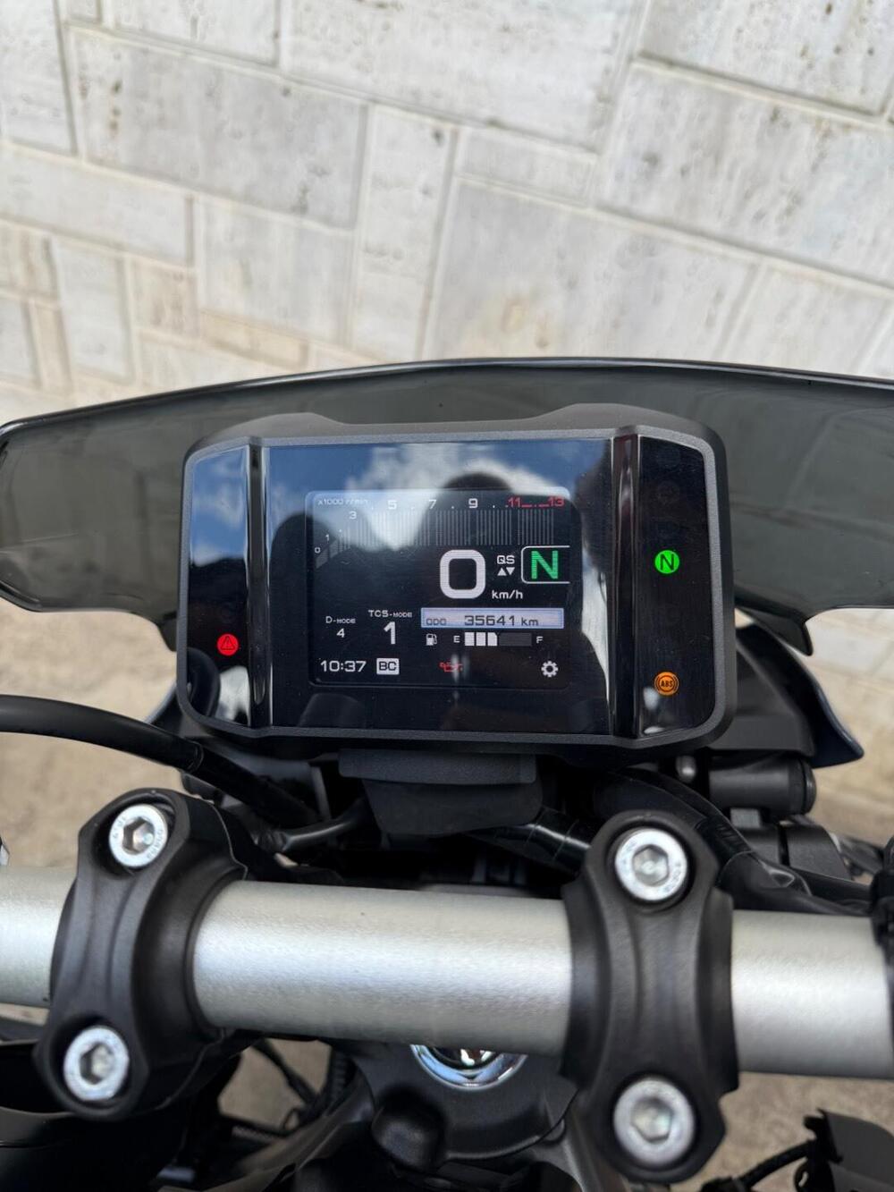 Yamaha MT-09 (2021 - 23) (7)