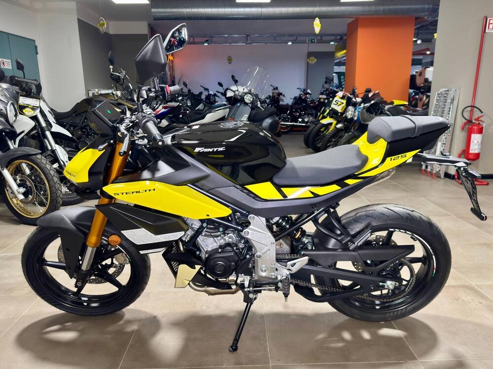 Fantic Motor Stealth 125 (2025 - 26) (4)