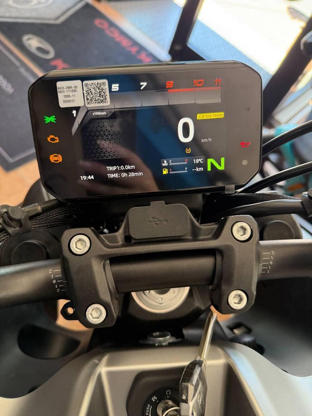 CFMOTO 125NK (2025 - 26) (9)