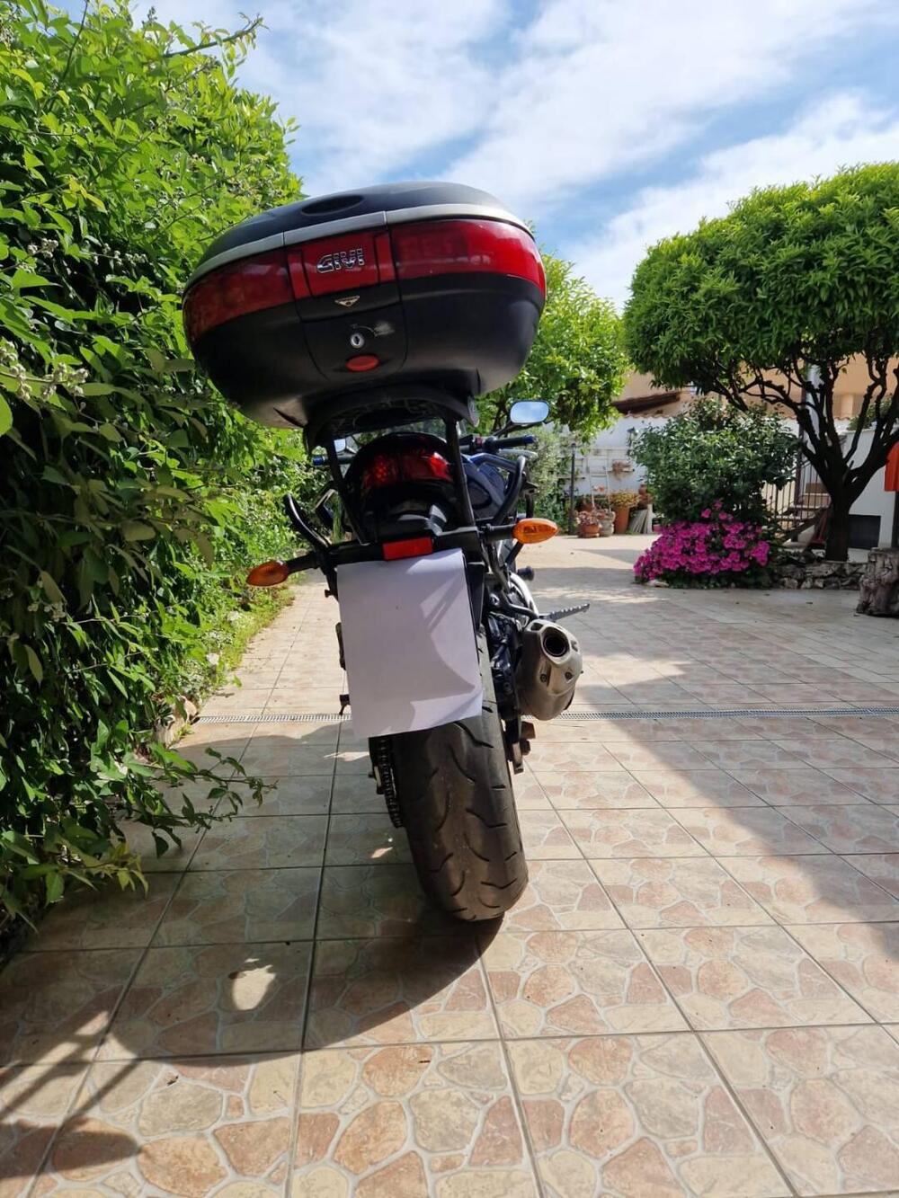 Yamaha FZ1 Fazer (2006 - 16) (4)