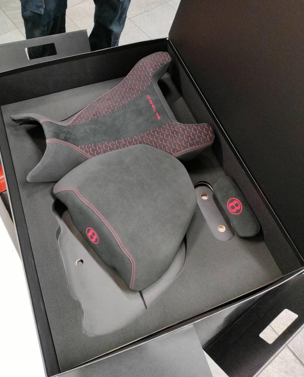 Ducati Diavel for Bentley (2024) (6)