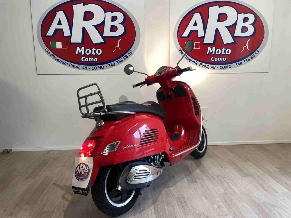 Vespa GTS 300 (2010 - 14) (5)