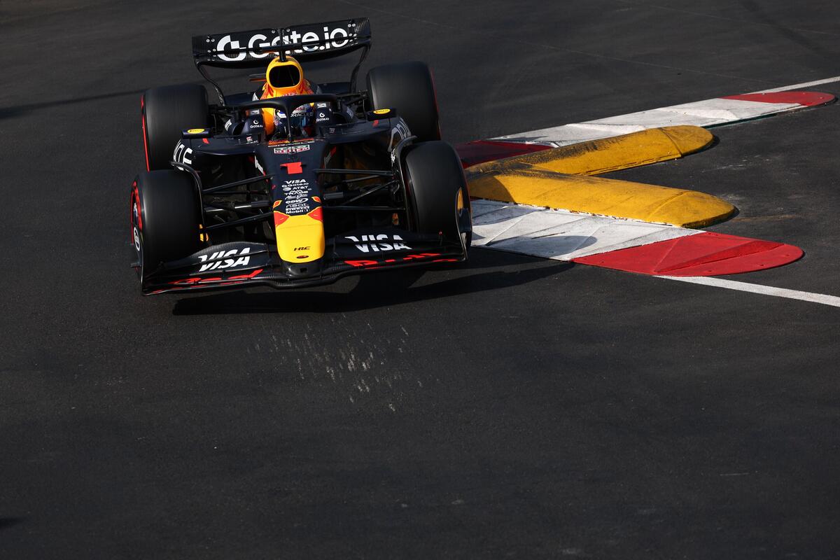 F1. GP Monaco, Verstappen: "L'incidente con Hamilton non è stata colpa sua ma di Ferrari"