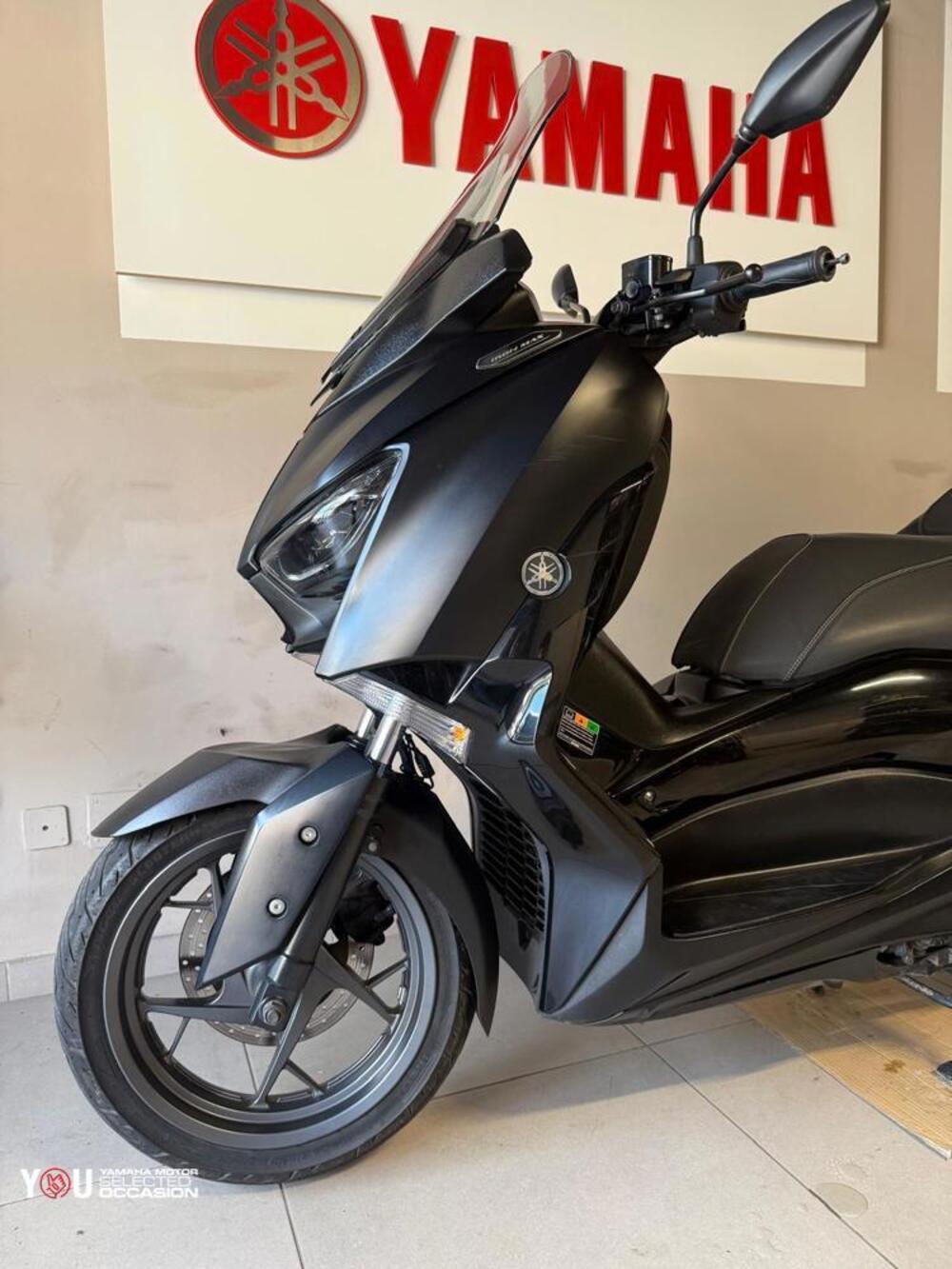 Yamaha X-Max 300 Iron Max (2019 - 20) (8)