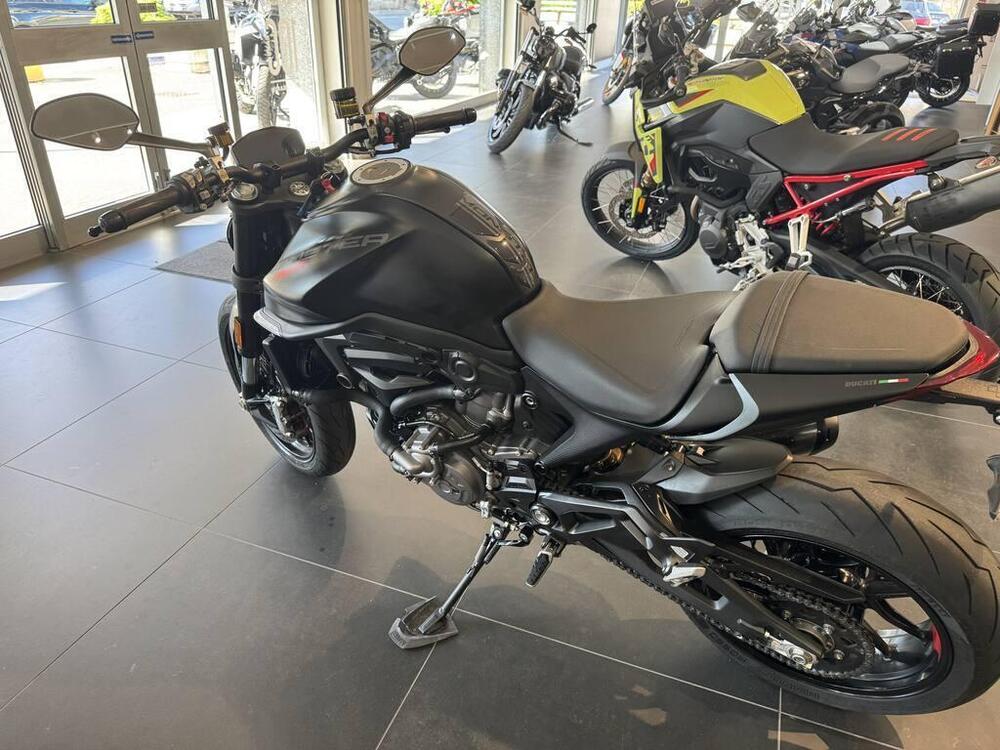 Ducati Monster 937 (2021 - 25) (7)
