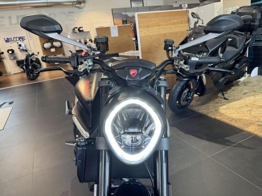 Ducati Monster 937 (2021 - 25) (14)