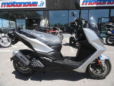 Kymco KRV 200 (2023 - 25) nuova