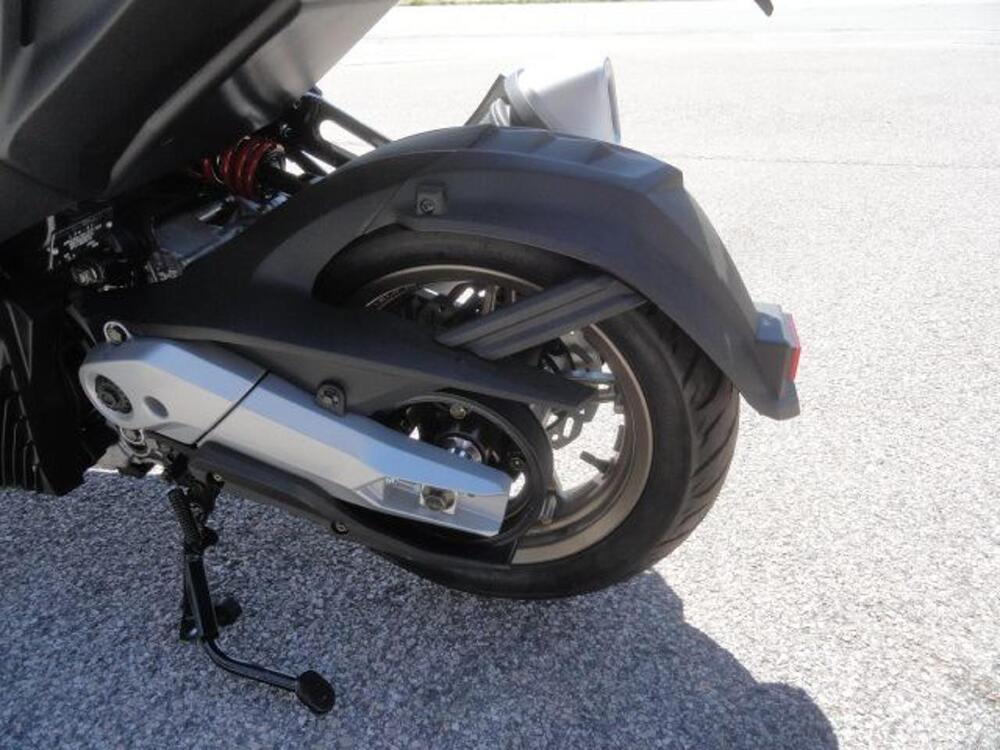 Kymco KRV 200 (2023 - 26) (7)