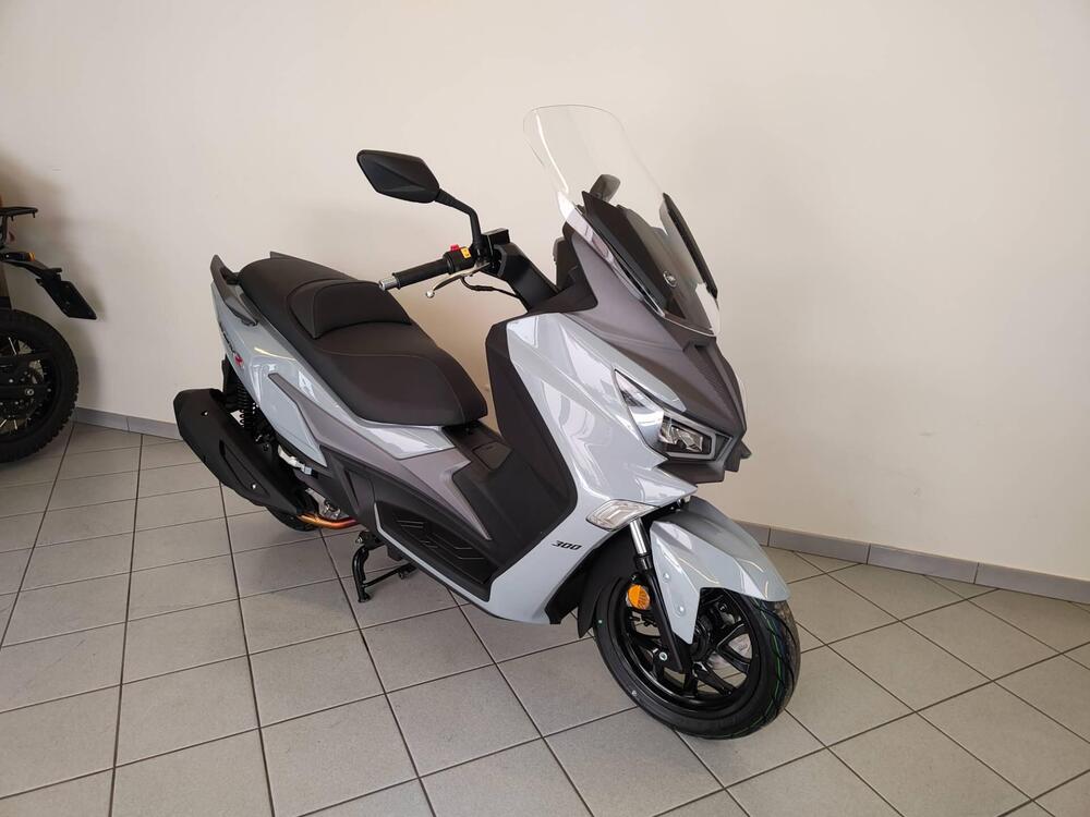 Sym Joymax 300 Z (2025 - 26) (10)