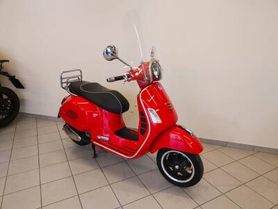 Vespa GTS 300 Super ABS (2014 - 16) usata