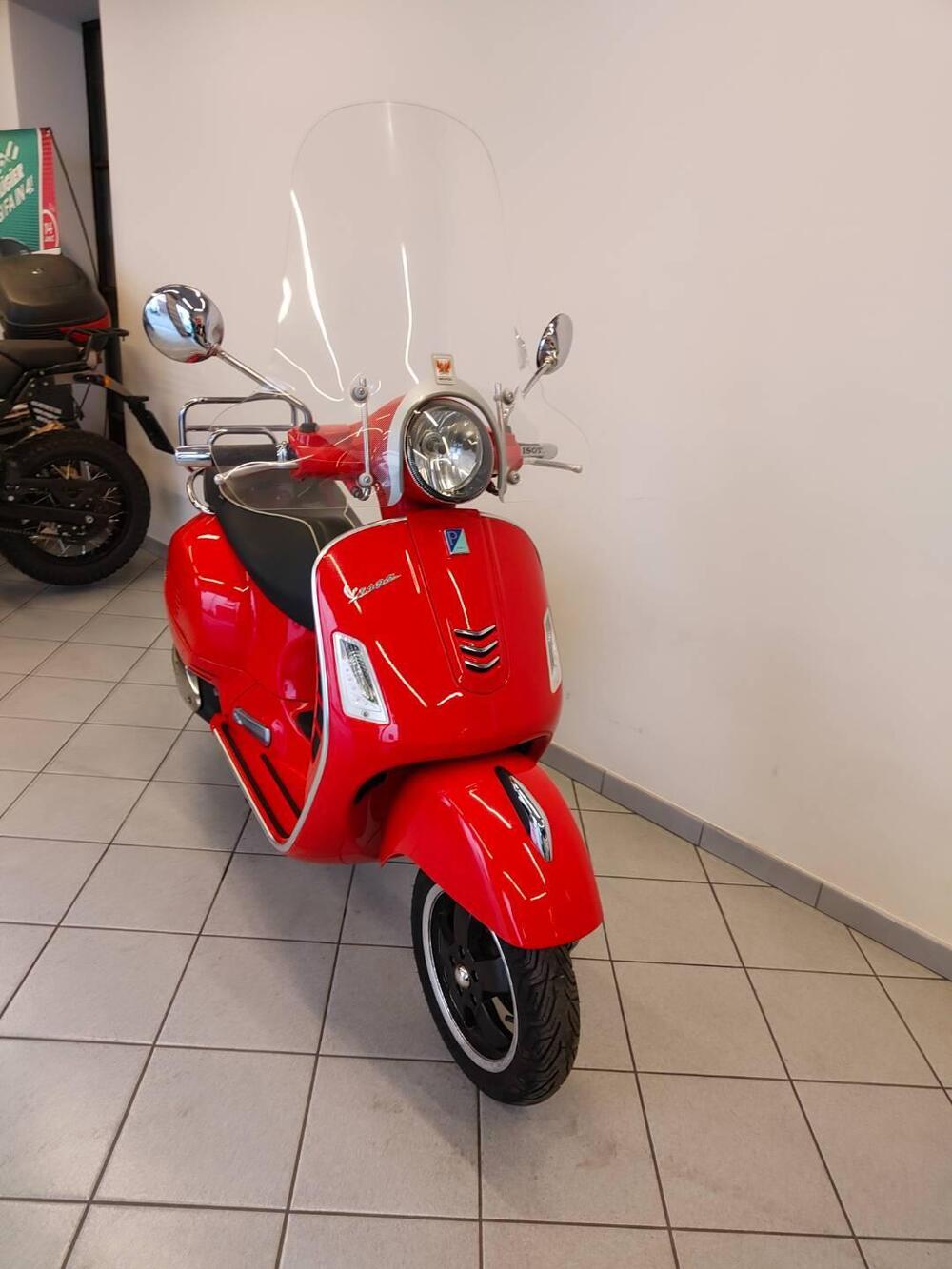 Vespa GTS 300 Super ABS (2014 - 16) (13)