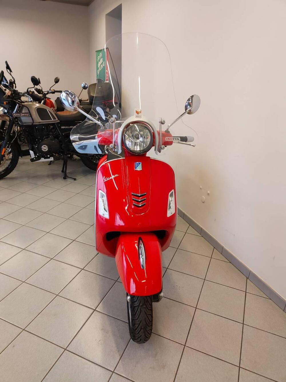 Vespa GTS 300 Super ABS (2014 - 16) (14)
