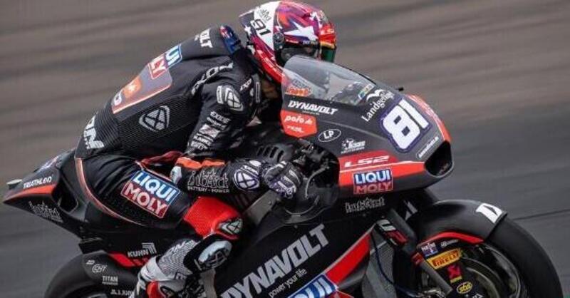 MotoGP 2025. GP del Regno Unito. Moto2: tutto si decide all&#039;ultima curva! Vince Senna Agius, secondo Diogo Moreira, primo podio per David Alonso