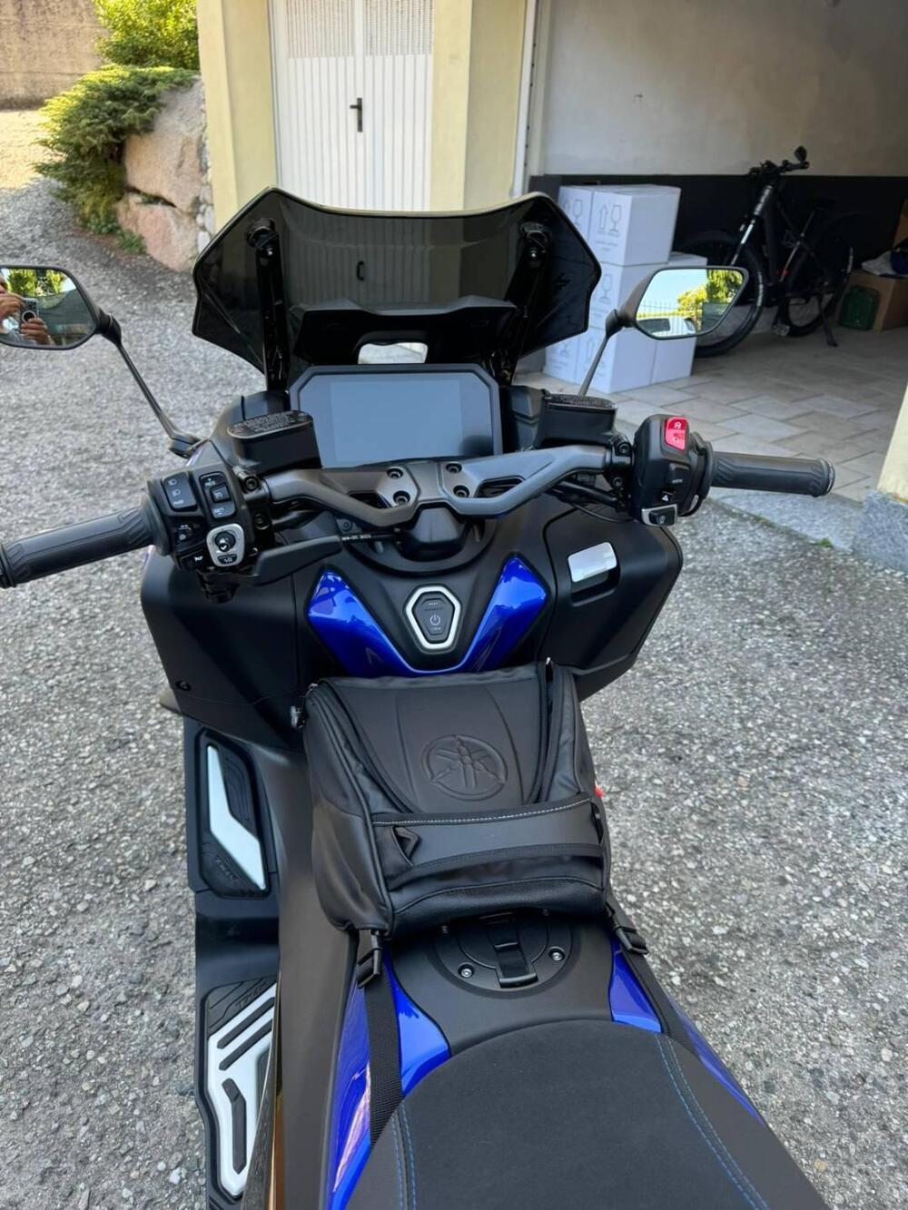 Yamaha T-Max 560 Tech Max (2022 - 24) (9)