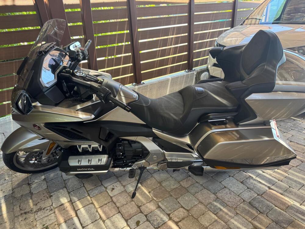 Honda GL 1800 Gold Wing Tour (2021 - 23) (6)